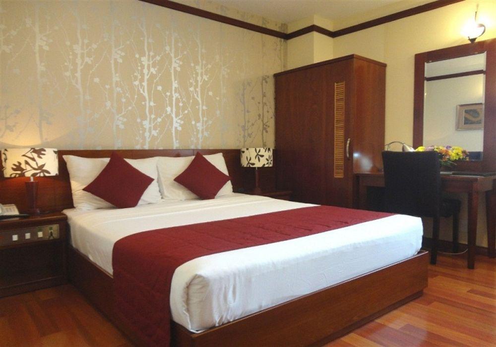 Park View Saigon 3*